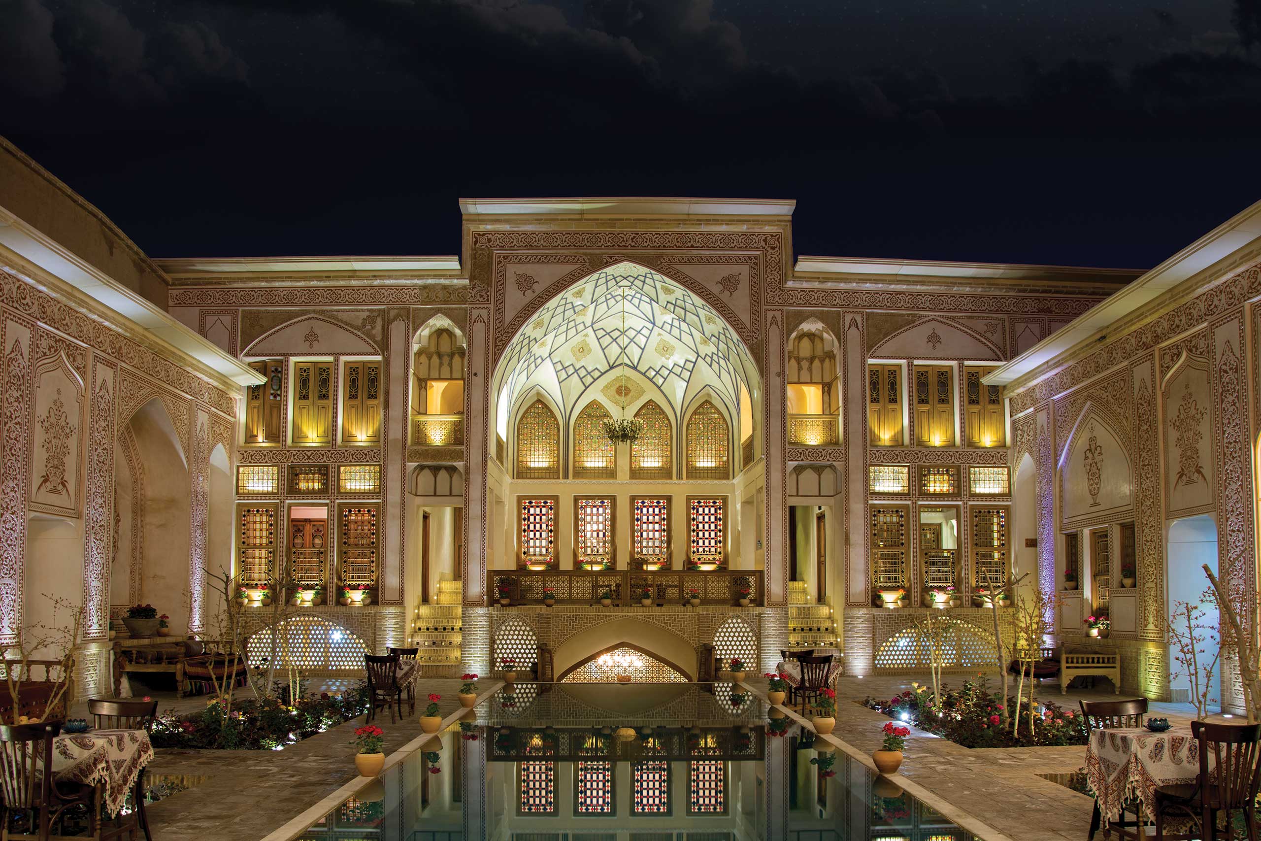 بوتیک هتل مهینستان راهب